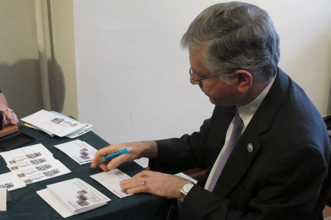 Fenton History Center, Officials Help Commemorate Bicentennial Of Postal Service Within